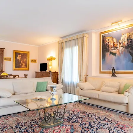 Villa Cesare Mascali